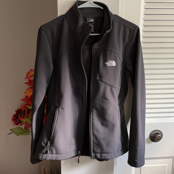 Northface women’s winter jacket